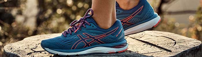 tênis asics gel artic é bom