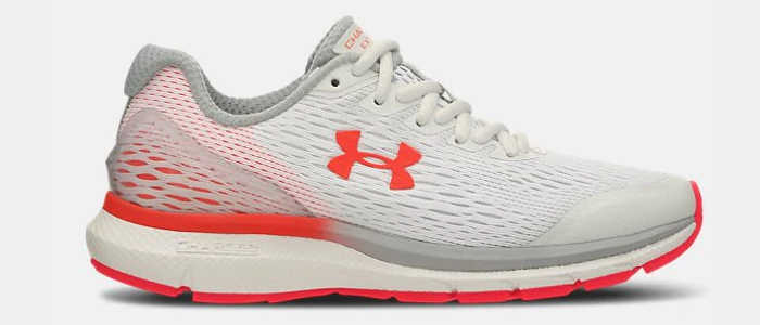 Under Armour Charged Extend